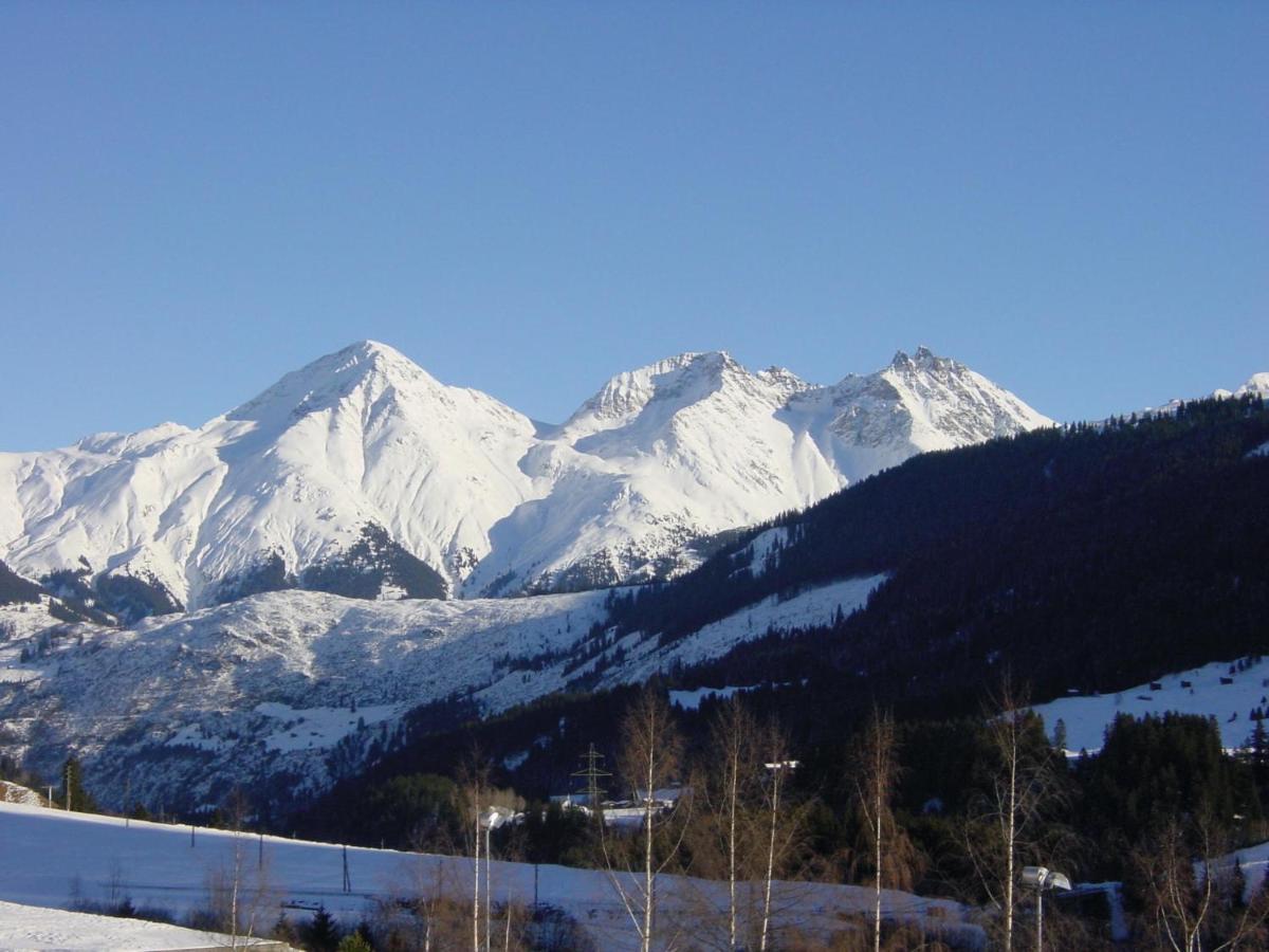 Jugendhotel Alpina Sedrun Exteriör bild